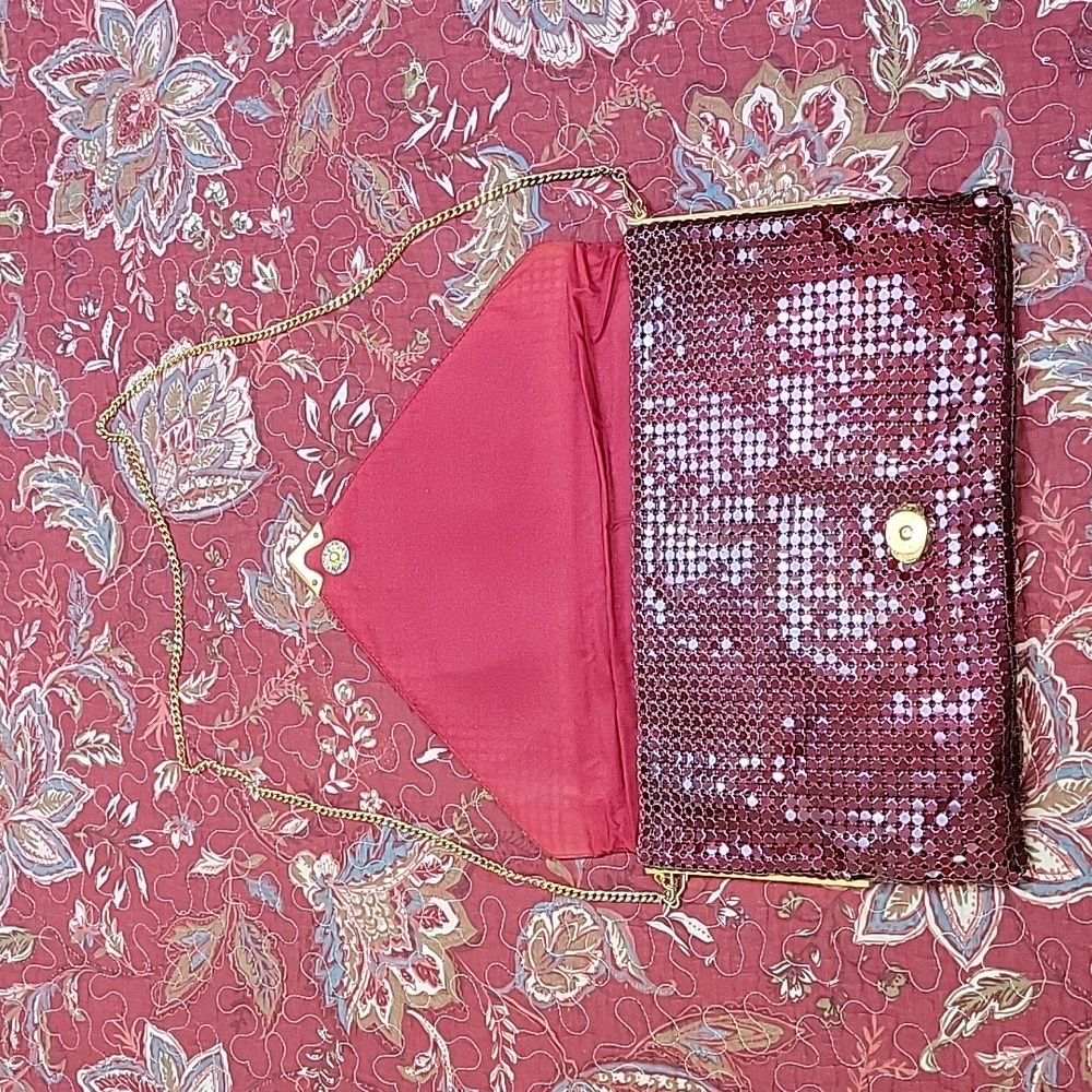 EUC- Glomesh Vintage 1980’s Mesh Envelope Purse w/Detachable Chain Strap - Picture 2 of 12